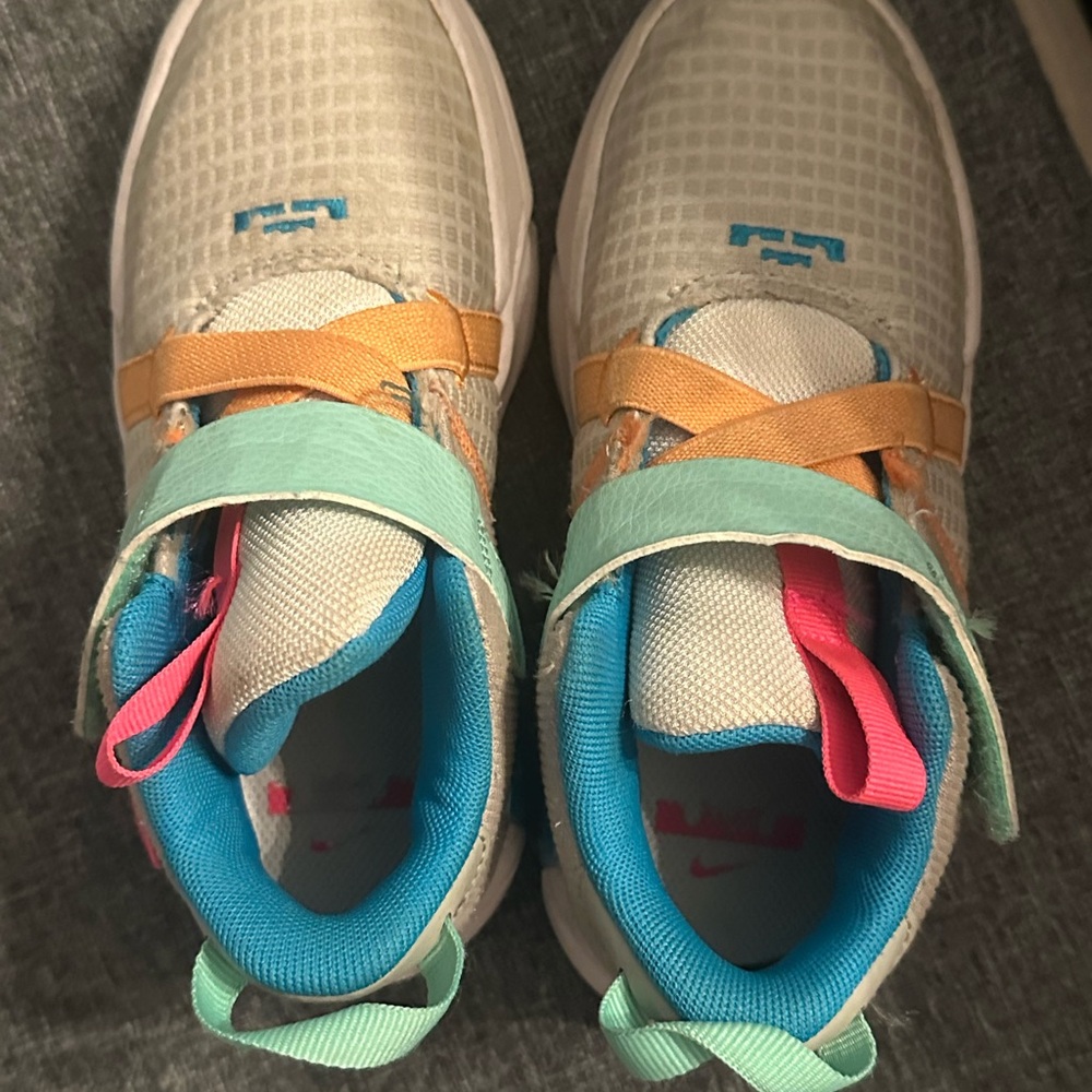 Nike LeBron 19 Low TD Kids Basketball Shoes White Multi-Color Size 12C